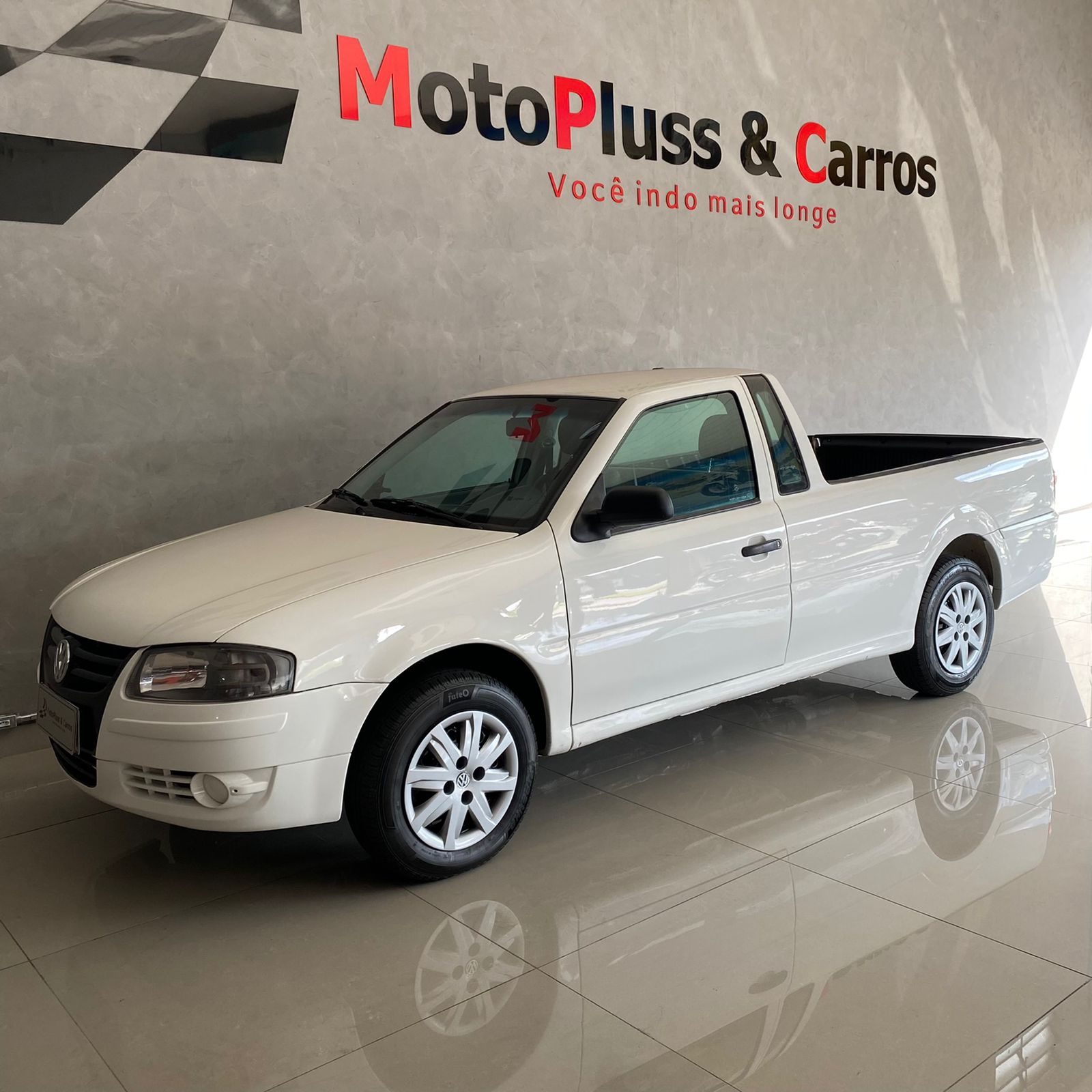 VOLKSWAGEN SAVEIRO – Moto Pluss & Carros