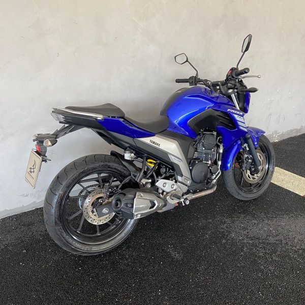 YAMAHA FZ 25 FAZER
