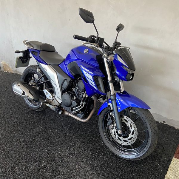 YAMAHA FZ 25 FAZER