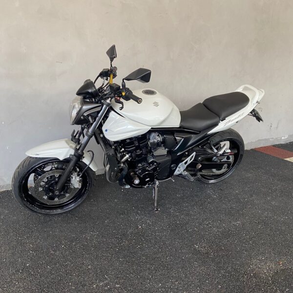 SUZUKI BANDIT N-650